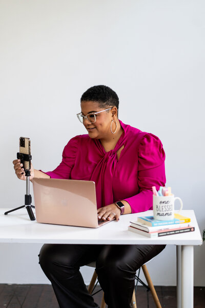 Dunamis Coaching review by a full-service creative design agency, highlighting impactful brand and coaching services with professional design expertise.