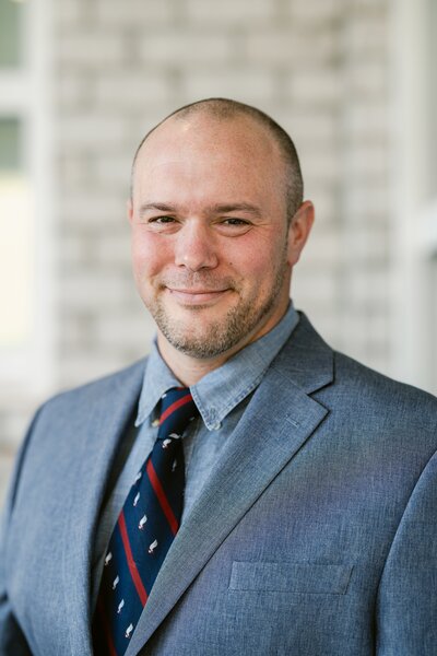 man posing for his linkedin profile headshot