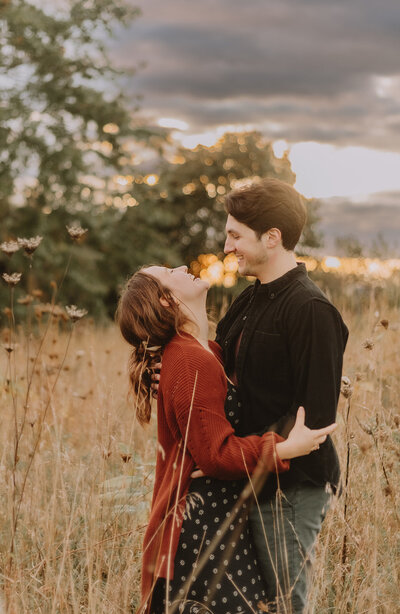 Couple Cheek Kisses | Sadie Elizabeth