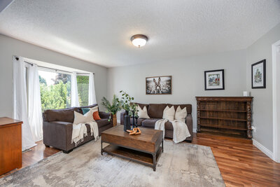 78 Cherry Blossom living room (2)