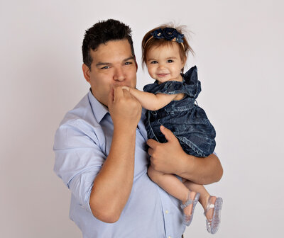 familybirthdaynewbornboyamilynewborngirlfirstbirthdayportraiturephotographystudioportraitsnewborngirlboyfamilyEvaMaganaPhotographychildphotographer (3 of 6)