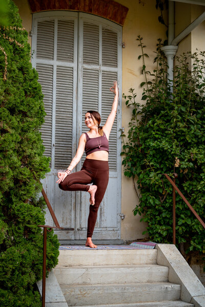 yoga postnatal