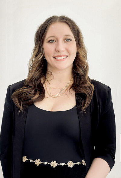 Amanda, licensed esthetician at Graeber & Company 