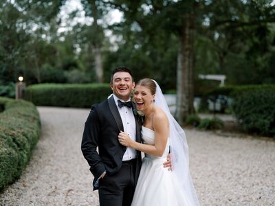Wedding photos taken by Jessie Newton Photography in Picayune, Mississippi.
