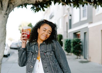 girl with starbucks in hand
