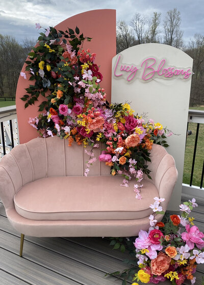 Lucy Blossoms is an event rental company based in Northern Virginia