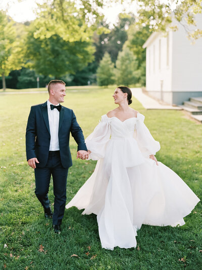 2022_09_15 Michigan Lakeside Wedding Editorial-93