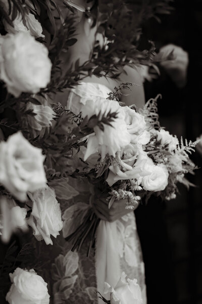 Bloemen op de achtergrond zwart/wit