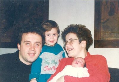 A family of 4, dad, mum and 2 kids