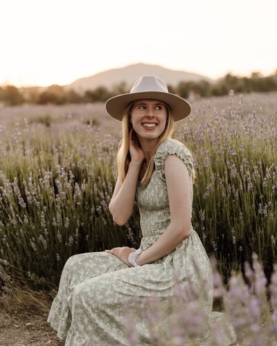 california photographer in lavender field