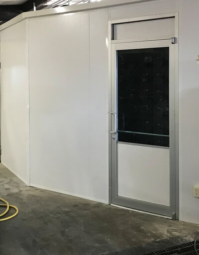 bennetts-custom-designs-modular-office-building-door