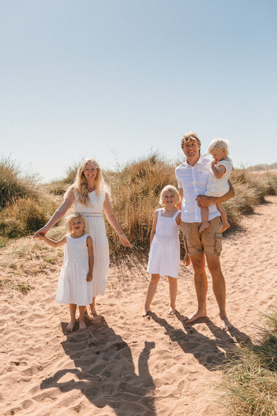 Relaxed beach family photography in Devon