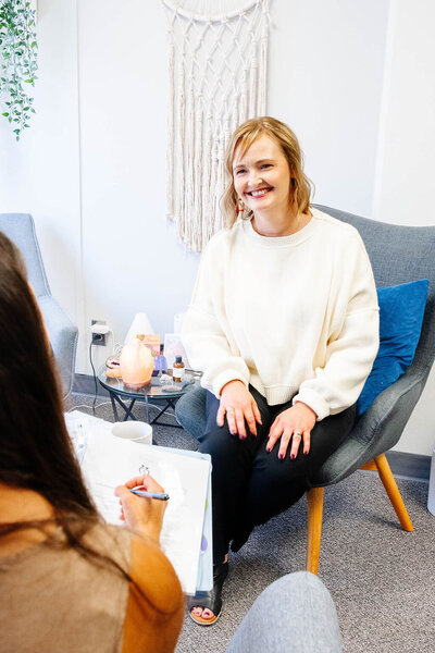 Holistic support for moms in Lethbridge, Alberta