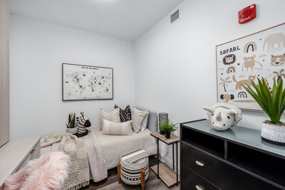 427-50 Lakebreeze bdrm 2 office (2)