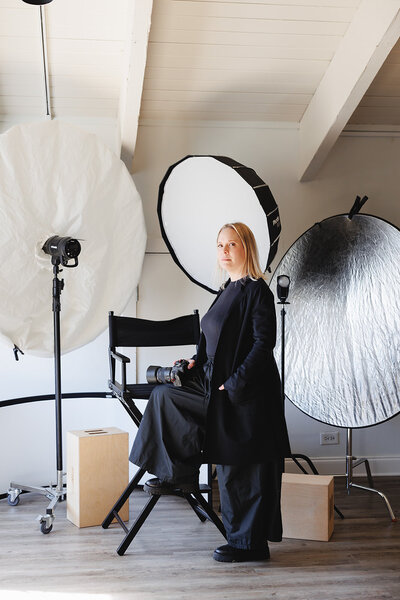 Headshot of Nancy, the founder of the Artists Collective