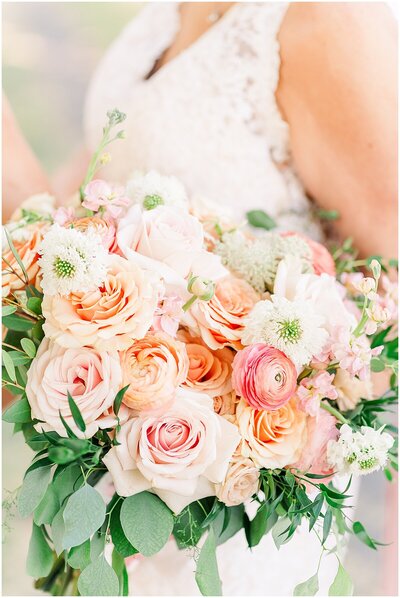 Portland wedding photographer wedding photo of bride holding pink bouquet