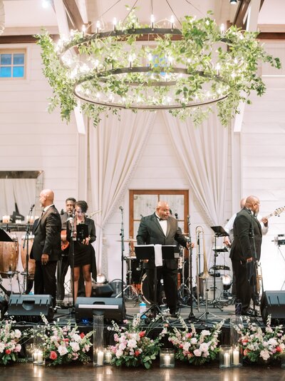 Estate ceremony with string musicians and floral chuppah – Estate & Vineyard Wedding Photography