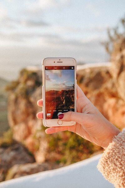 sonnie-hiles-wy1TL6p-9rA-unsplash
