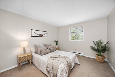 7 Kingsview primary bdrm (1)