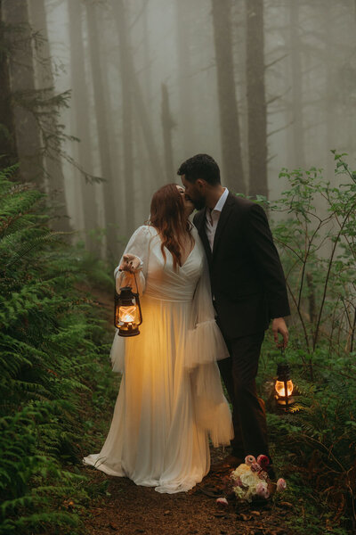 OregonCoastElopement_DestiationWedding_ForestElopement-57