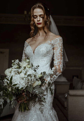 White and green brides bouquet