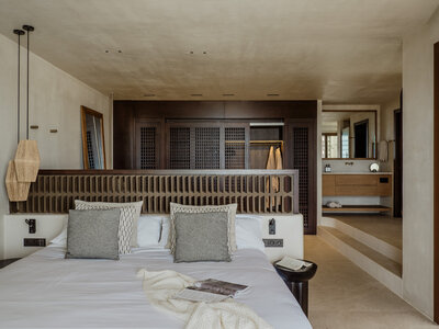 Website - Sapphire - 34