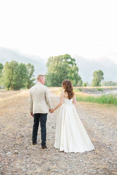 Mountain Wedding | Jackson Hole Wyoming Wedding Photographer | Wedding Ideas