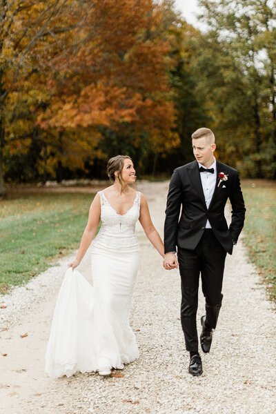 Beautiful Rustic Wedding | Bloomington Indiana | The Axtells Photo and Film