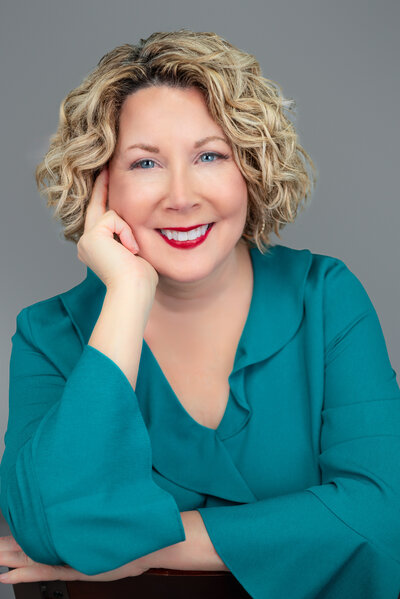 Teresa-Williams-Headshots-12