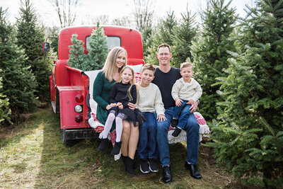 family with little girl