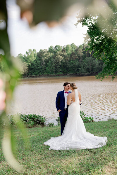 bride and groom embracing atlanta wedding venue