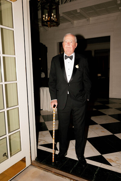 Family enjoying wedding reception at Belle Meade Wedding in Nashville Tennessee, Lindsey Whatley Photo, East Coast Documentary-style wedding photographer for the untraditional 