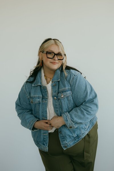 Photographer brand photo in a studio