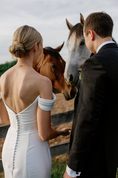 alyssa-and-josh-emily-gude-photo-lauren-corrigan-events (28)