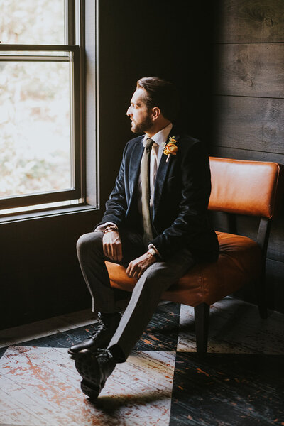 lace wedding dress of seattle bride