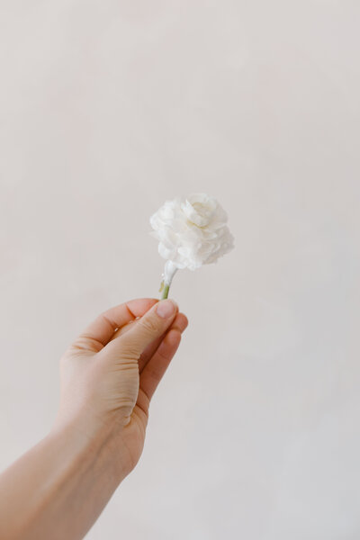 BoutonniereRomance11