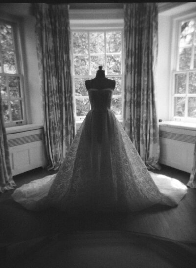 Rachel-Ann and Allan - Summer Wedding at Graydon Hall Manor - For Slideshow-346