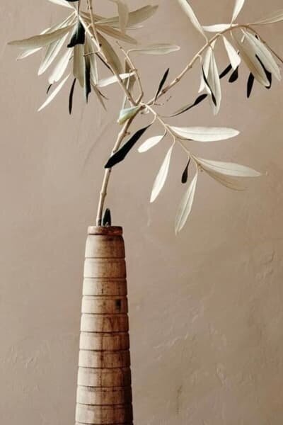 Website design example for creative entrepreneurs by Rachelle Deem