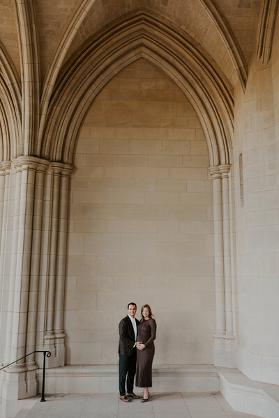 Fall-Maternity-Photoshoot-at-Washington-DC-National-Cathederal-7
