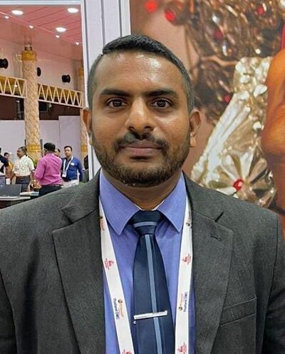 professionalman-in-tradefair
