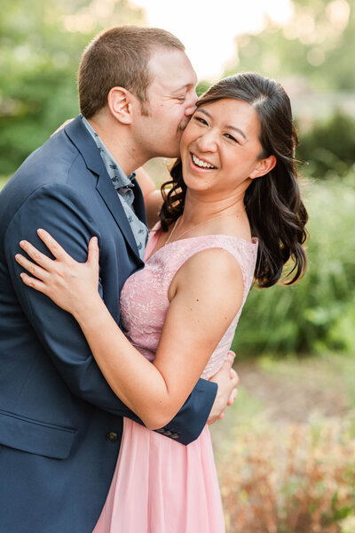 A sunny Doty Park engagement session in Neenah, Wisconsin