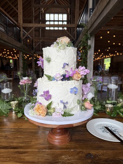 wedding cake with flowers