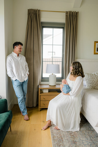 family with newborn