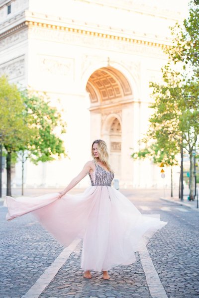 Paris portrait photoshoot at Arc de Triomphe 3 - 2019