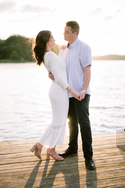 Engaged couple, Annapolis, Maryland, engagement photographer in Annapolis, MD