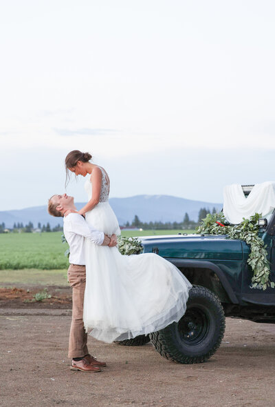 Idaho Wedding with Jeep Photos