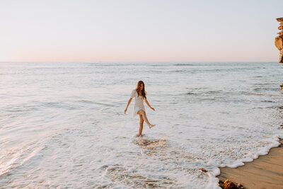 San Diego Senior Photo Shoot at Sunset cliffs point loma PLNU  graduation beach ocean cliffs senior photography san diego senior portrait photographer - PLNU SDSU UCSD USD