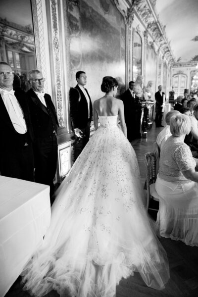 chateau-de-chantilly-luxury-wedding-phototographer-in-paris (7 of 59)