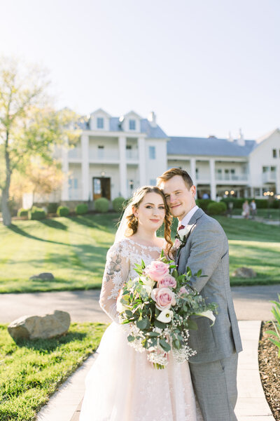 wedding couple at the view at bluemont virignia