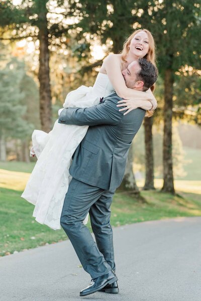 Newly weds at Olde Beau Resort and Golf Club at golden hour